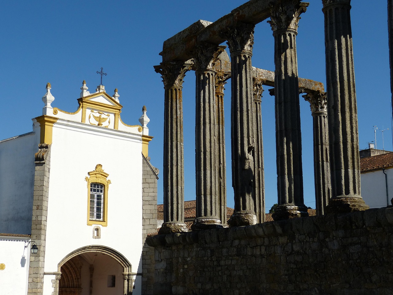 Évora Full-Day Historical Tour